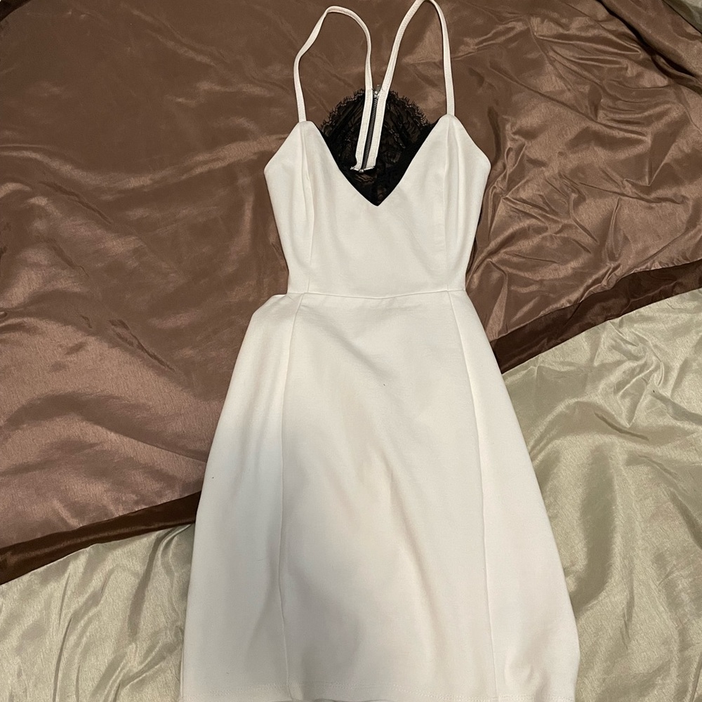 Lulu’s party dress white black small s